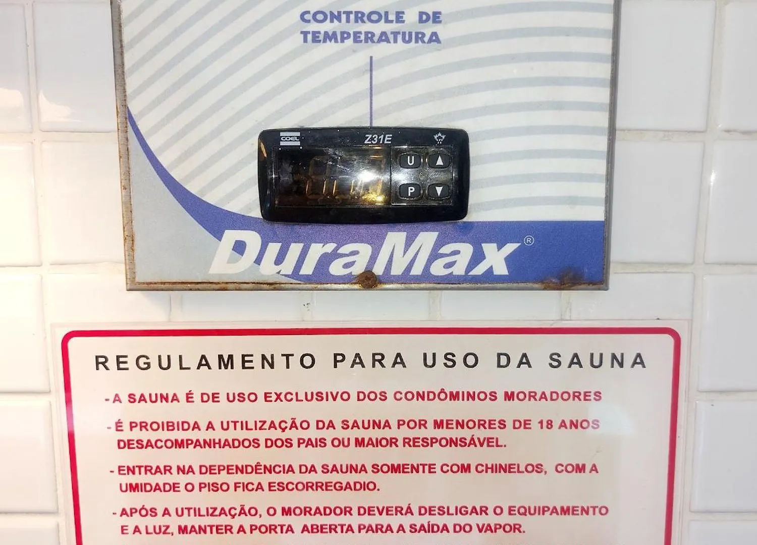 Tem Tudo Piscina Academia Sauna Squash Sao Paulo 0*,